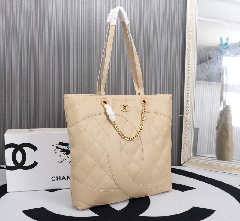 Ch**el shopping bags